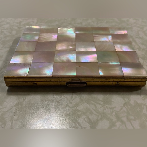 MAKE AN OFFER 🍒 Vintage Mother of Pearl Cigarette Case #9374 - Picture 10 of 11